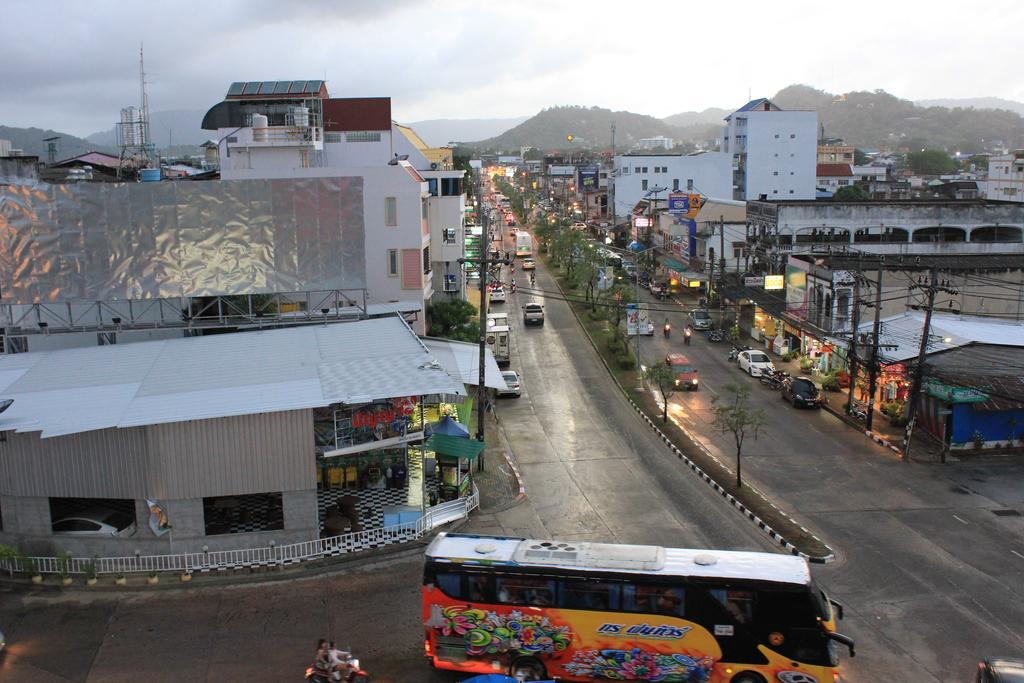 Mook Anda Hotel Phuket Exterior foto